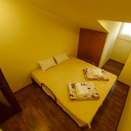 Your Hostel Yerevan Exterior photo
